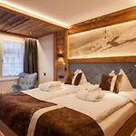 Silvana Mountain فندق زيرمات